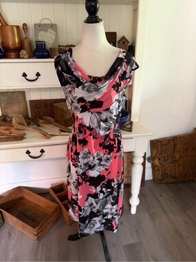 DB Established 1962 Floral  Midi Dress in Coral and Black